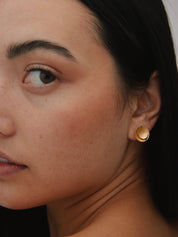 Consero Incurved Stud Earring. Small. Gold Vermeil - Monarc Jewellery