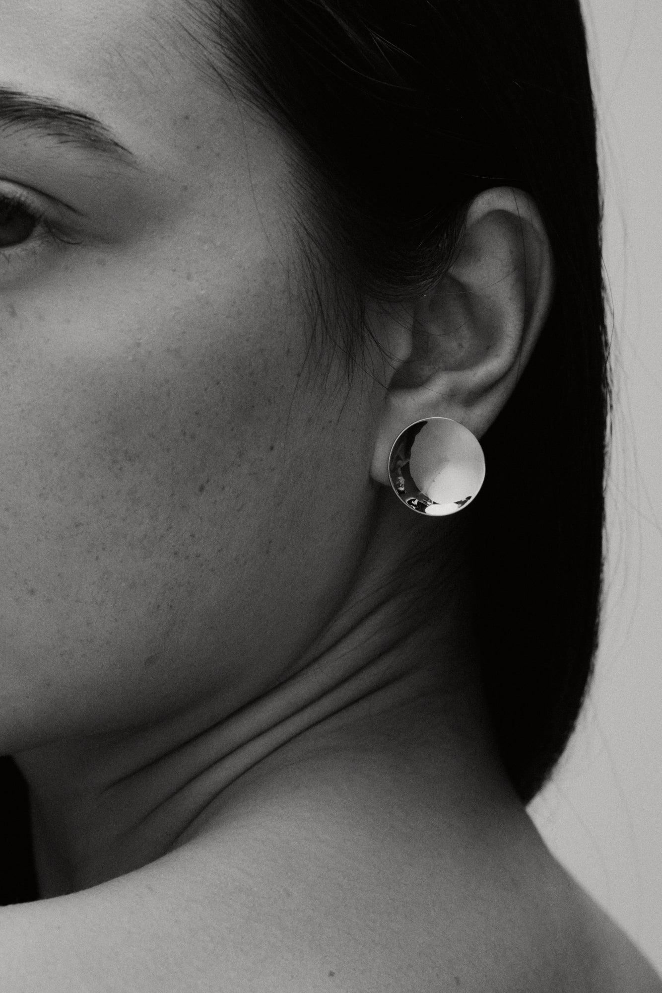 Consero Incurved Stud Earring. Large. Silver - Monarc Jewellery