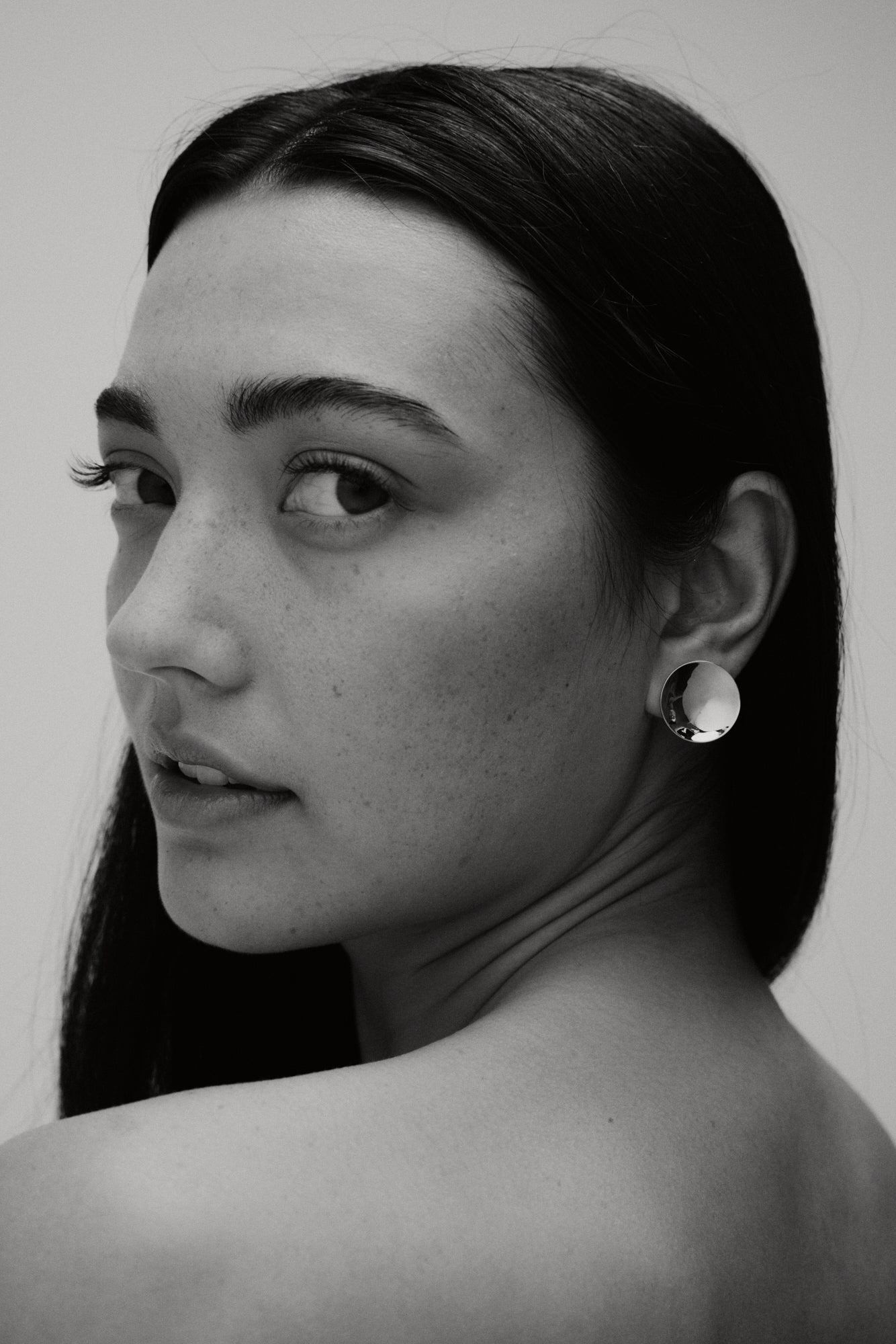 Consero Incurved Stud Earring. Large. Silver - Monarc Jewellery