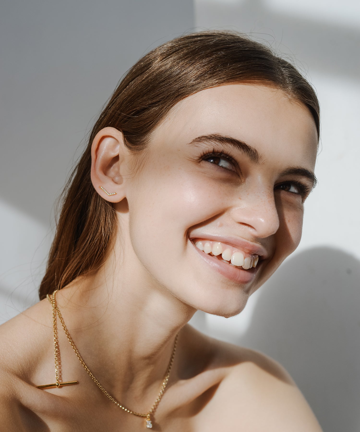 Chevron Diamond Ear Pin. 9k White Gold - MONARC CONCIERGE