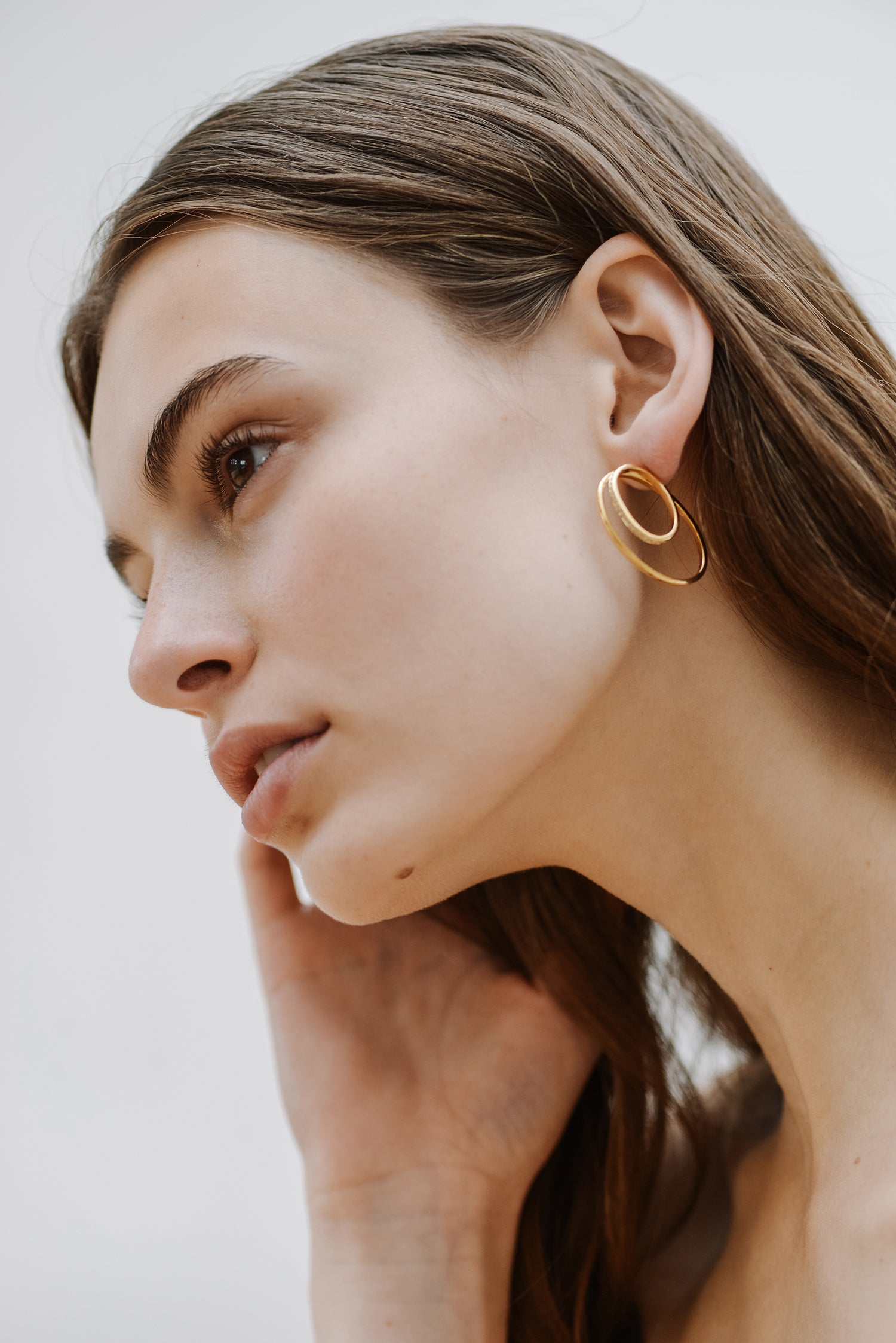 Cleopatra Double Hoop Earrings. 9k White Gold - MONARC CONCIERGE