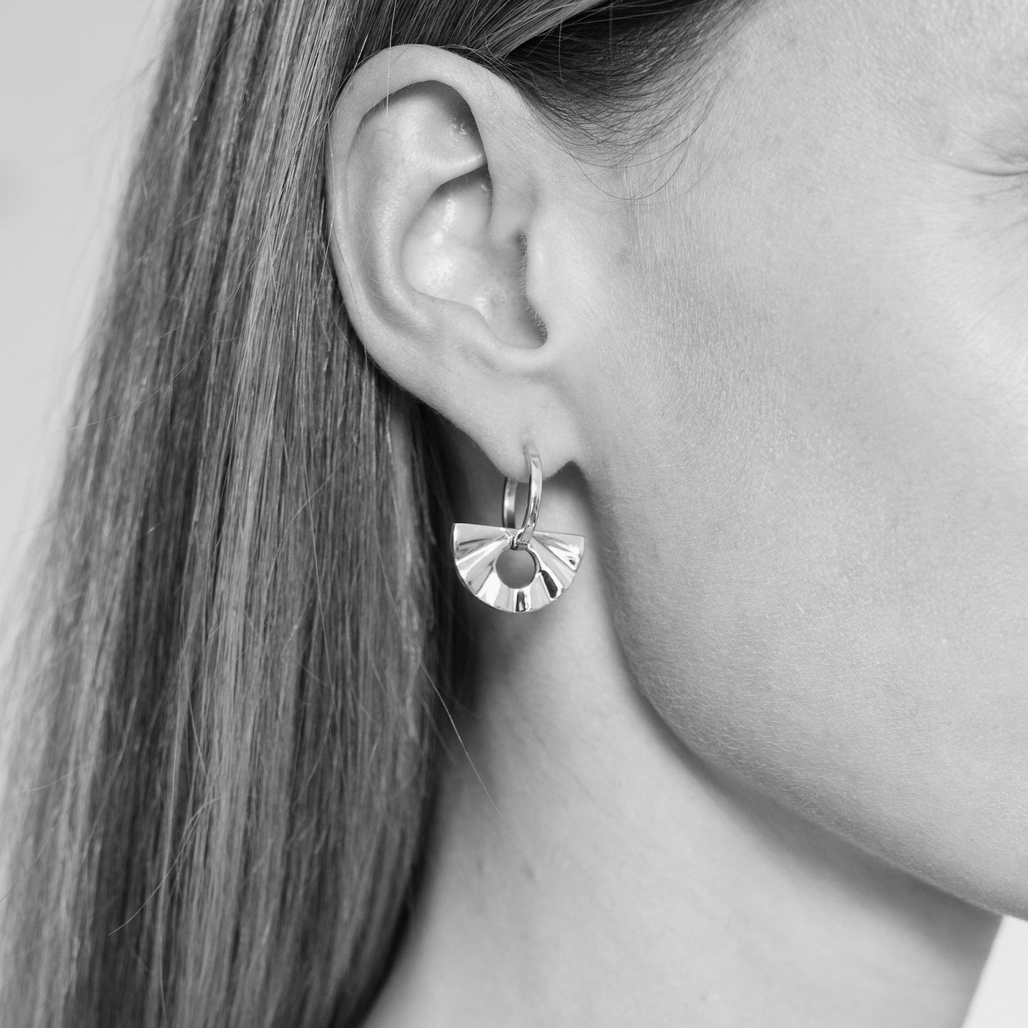 2-in-1 Fan Huggie Hoops. Sterling Silver.