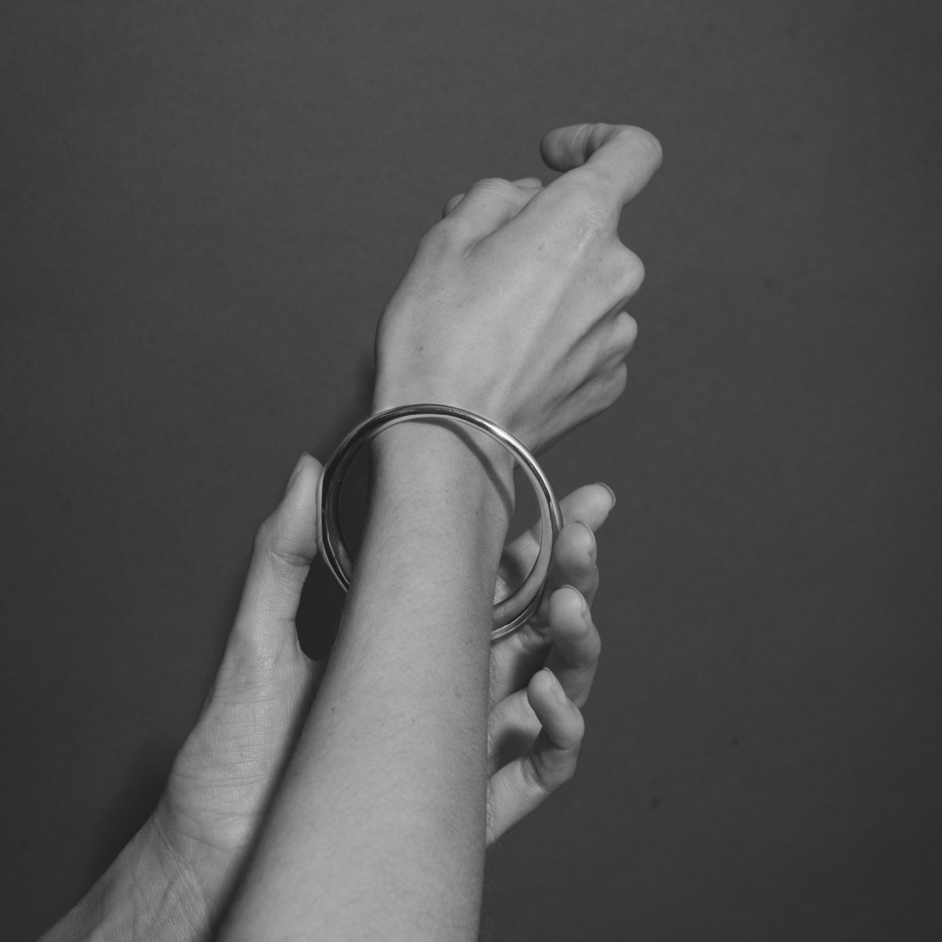 The Nico Ovo Bangle. Sterling Silver (PRE-ORDER) - Monarc Jewellery