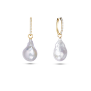 Embrasé Diamond & Pearl Hoop Earrings. 9k Yellow Gold - MONARC CONCIERGE